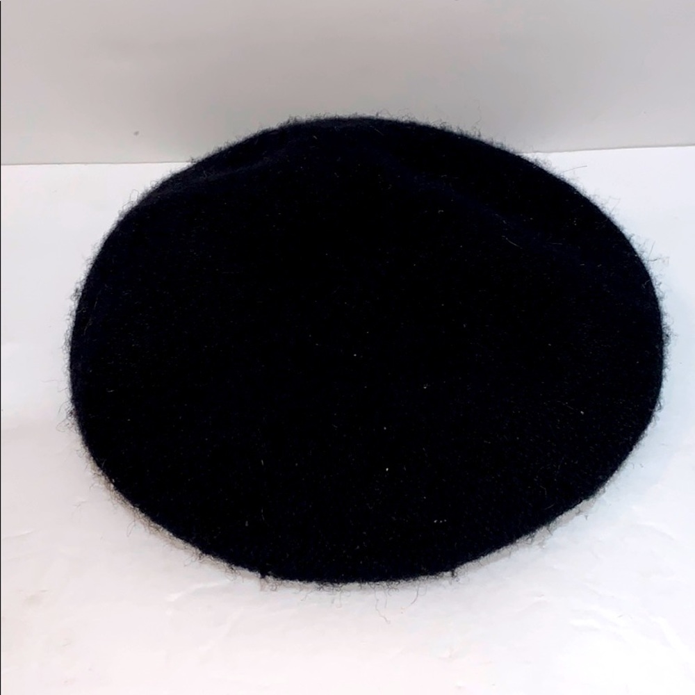 ❣️Nathaniel Cole Crowncap Soft Black Wool Beret